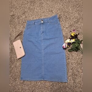 denim skirt